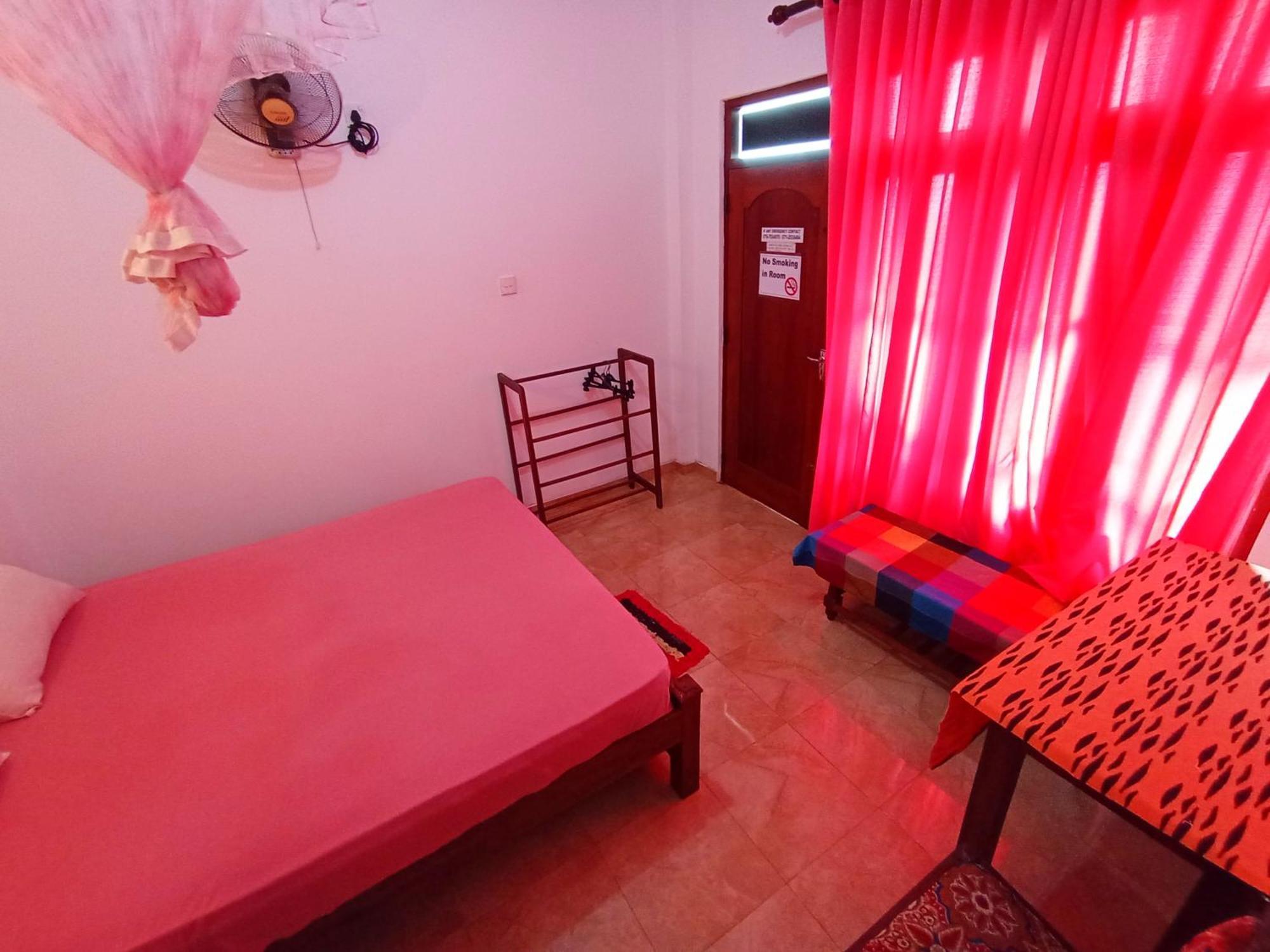 Pearl Deluna Resort Mirissa Luaran gambar