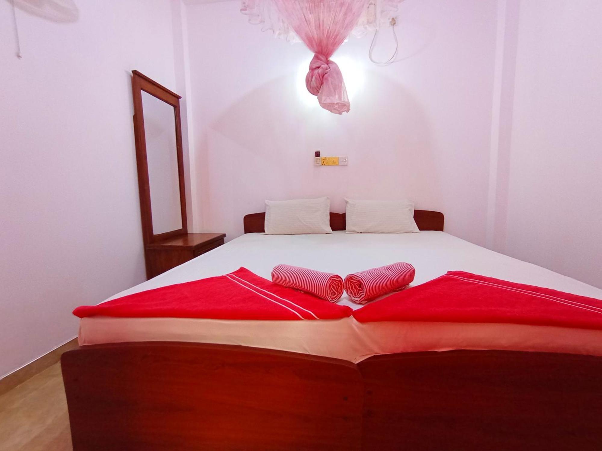 Pearl Deluna Resort Mirissa Luaran gambar