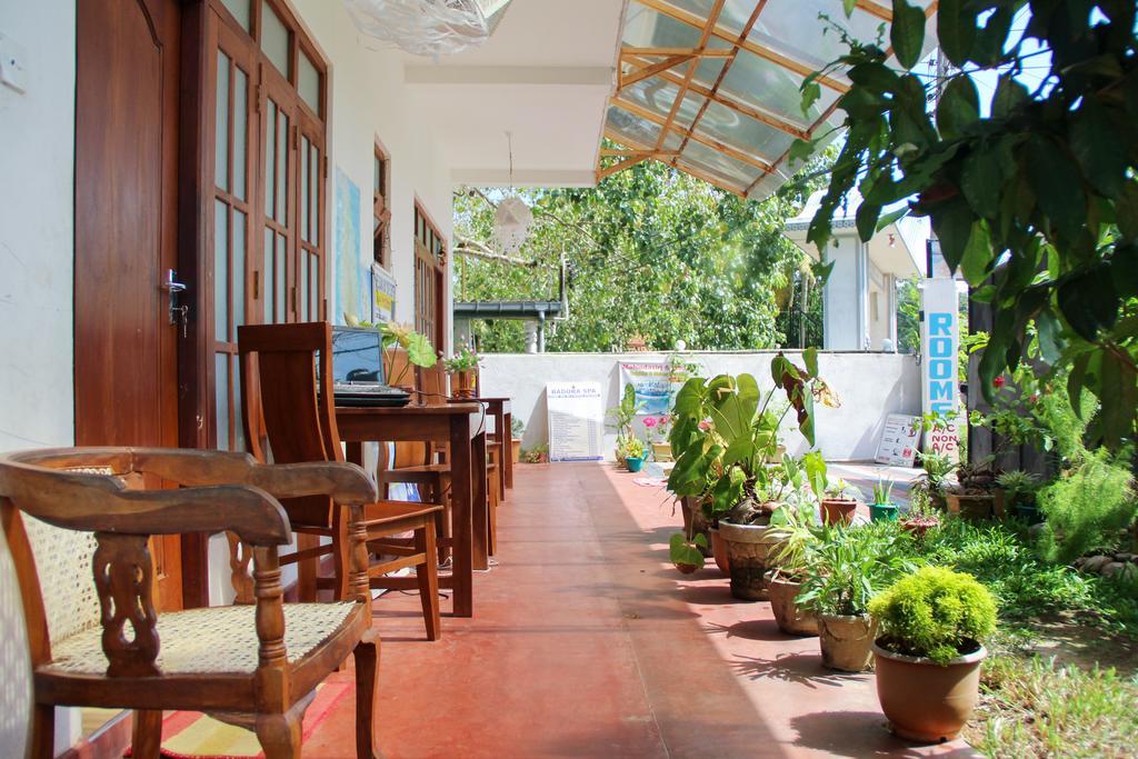 Pearl Deluna Resort Mirissa Luaran gambar